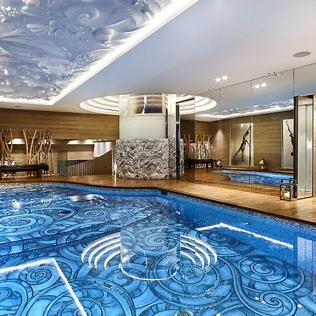 ホテル Lys Martagon