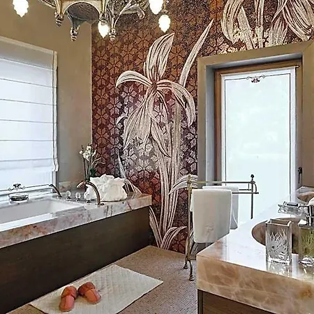 Hotel Lys Martagon 5*